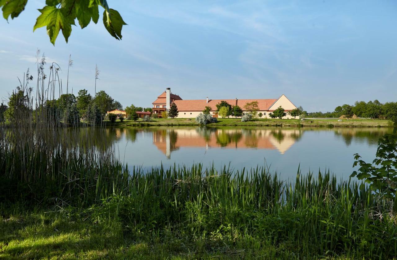Residence Safari Resort - Bison Lodge Borovany  Zewnętrze zdjęcie